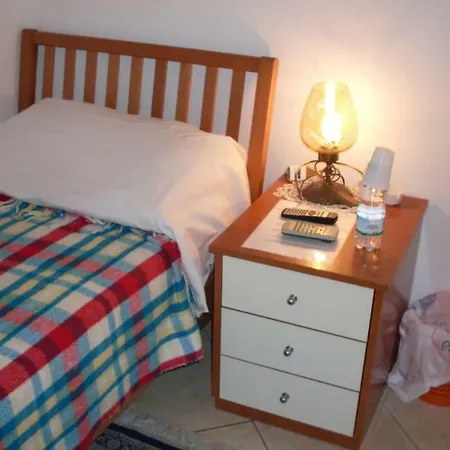 Silvana Alojamento de Acomodação e Pequeno-almoço Salerno